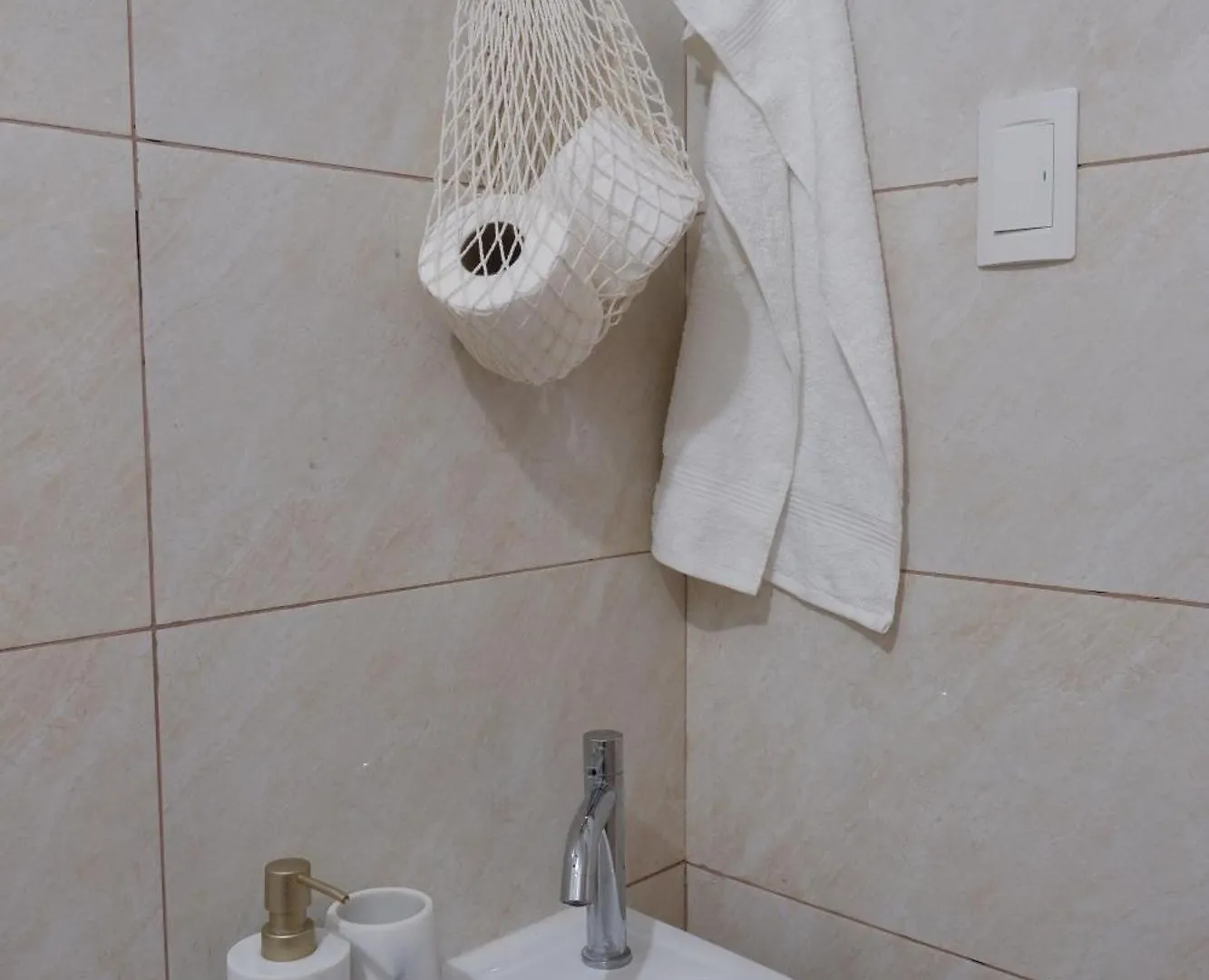 Brand New Condo With Scenic View And Pool Dauis Apartmán