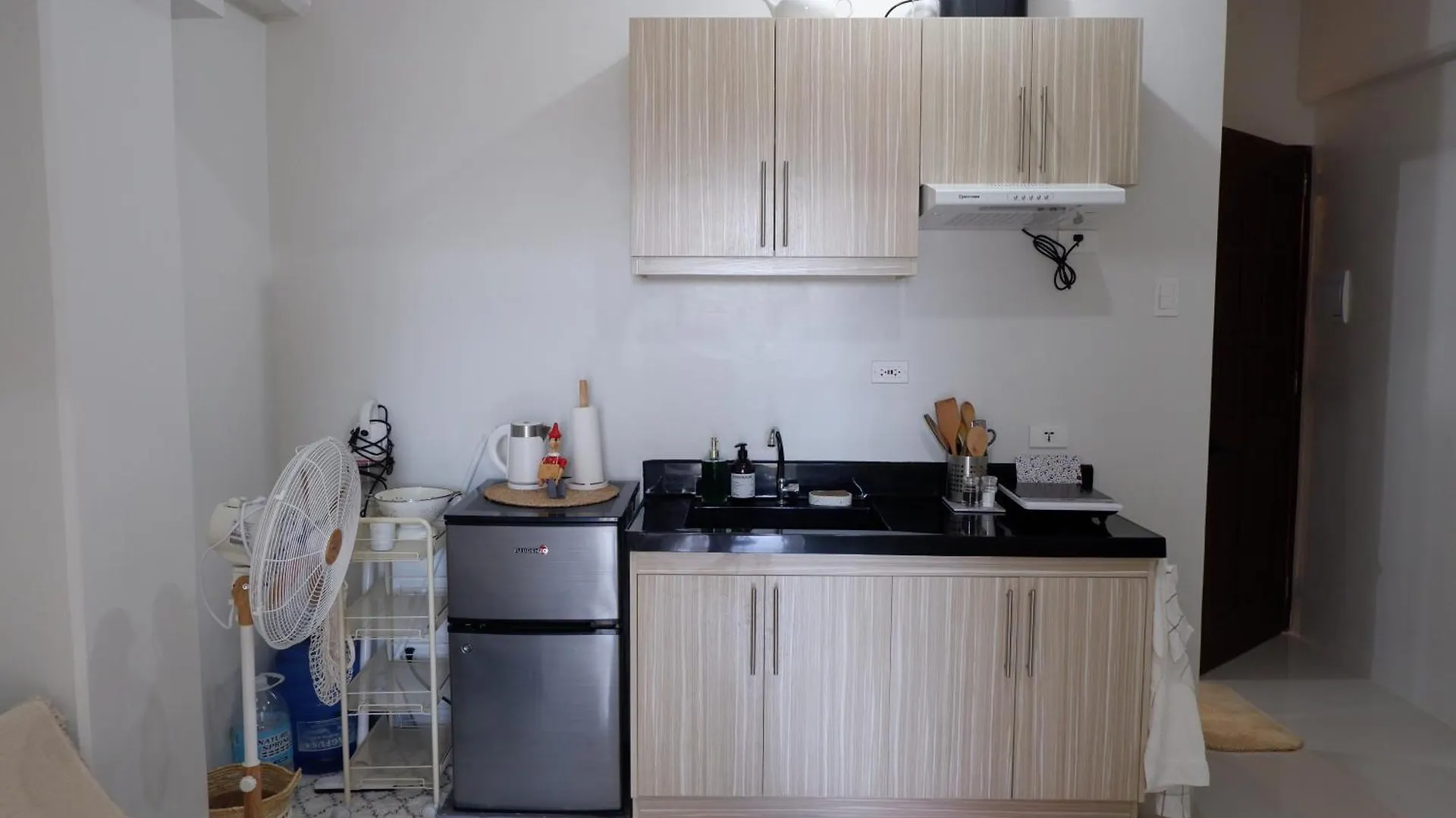 Brand New Condo With Scenic View And Pool Dauis 0*,