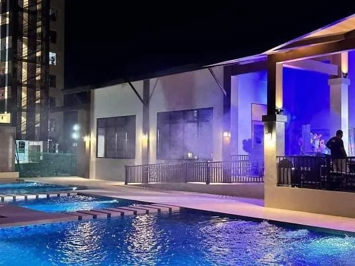 Brand New Condo With Scenic View And Pool Dauis
