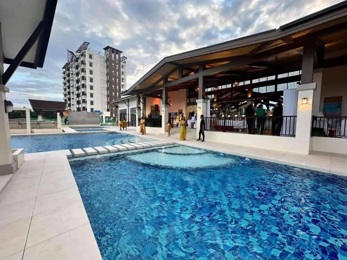 Brand New Condo With Scenic View And Pool Dauis アパート